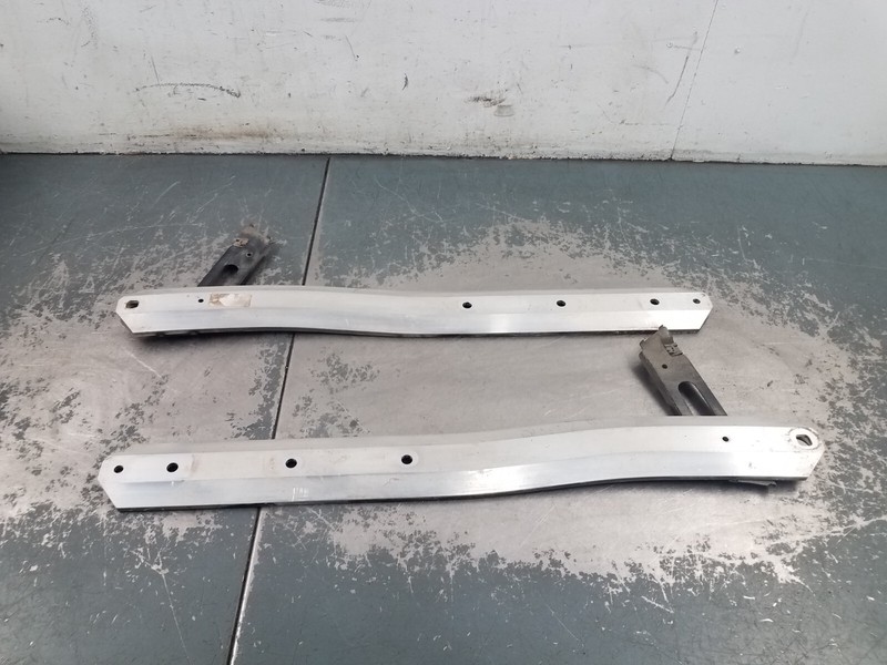 2006 Porsche Cayman S 987 Rear Suspension Brace / Support Arms #80521 G5