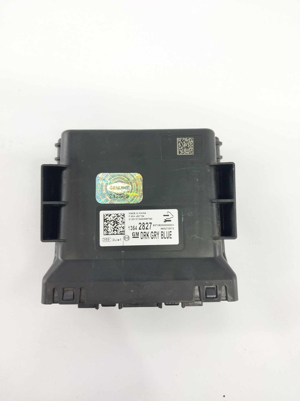 2021-2024 Chevy Trailblazer Network Gateway Control Module 13542827 OEM