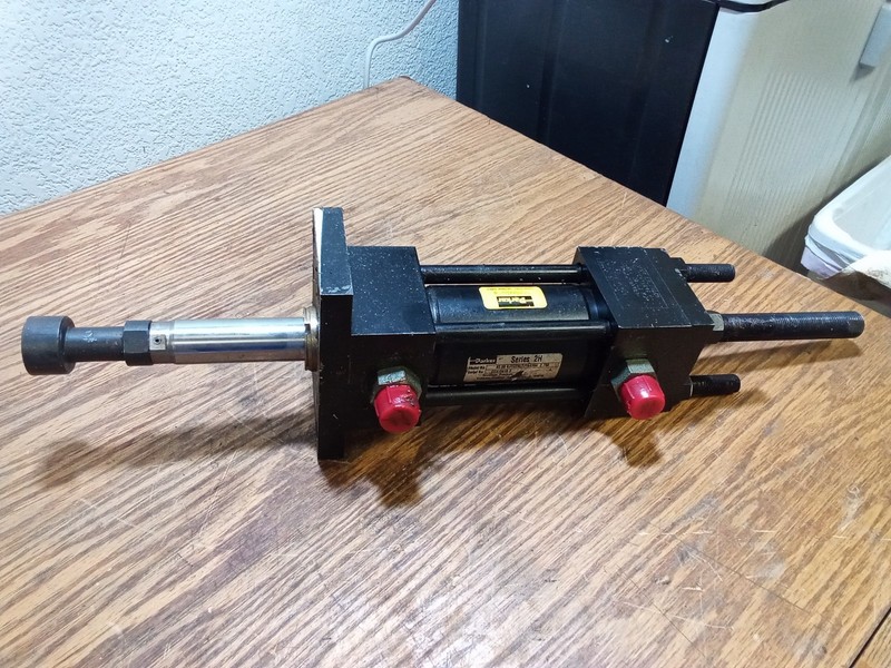 Parker 02.00 KJTC2HLTJ19A19A 2.750 Hydraulic Cylinder