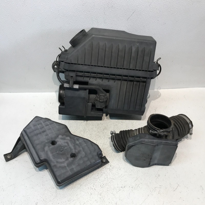 2006 07 08 09 LEXUS RX400 HYBRID Air Cleaner Filter Box Assembly OEM