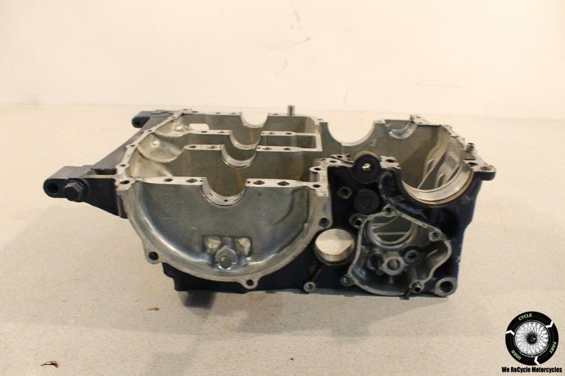 1992 Honda Interceptor 750 VFR750F LOWER ENGINE MOTOR CRANKCASE CRANK CASE BLOCK