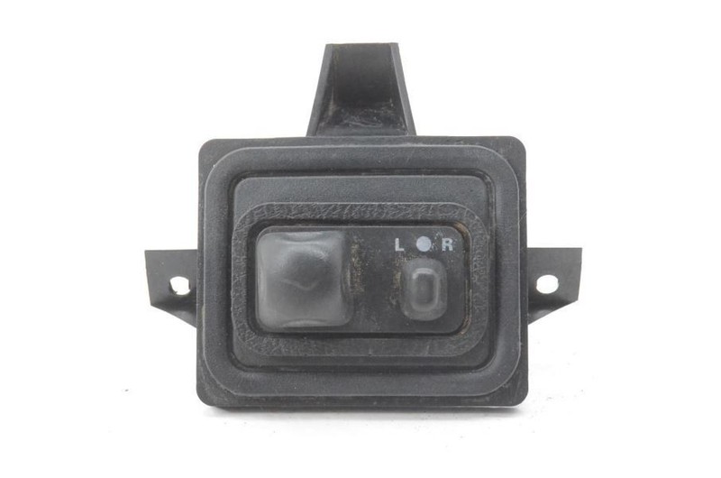 1990-1993 Mazda MX-5 Miata 1.6L Power Mirror Control Switch