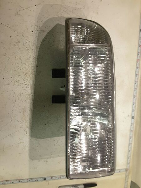 Passenger Headlight Chevrolet Fits 98-05 BLAZER S10/JIMMY S15 161395