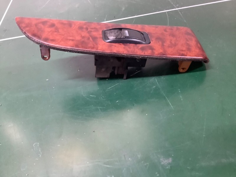 96 Acura RL Right Passenger side Rear door window switch Used OEM