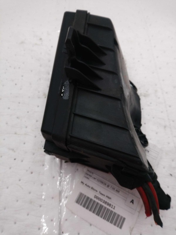 2016 Volkswagen Golf OEM Fuse Box 5Q0907361C Blue 113k Miles - Used