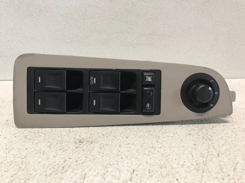 05-06 CHRYSLER 300 Driver Master Power Window Switch 04602735AA OEM