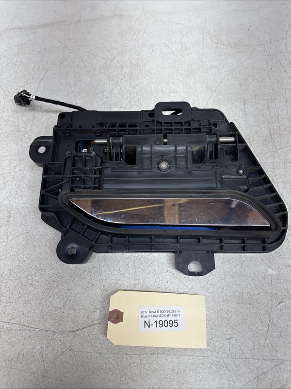 ⚡️16-20 TESLA S EXTERIOR DOOR HANDLE 1071885-00-A 19095 B151