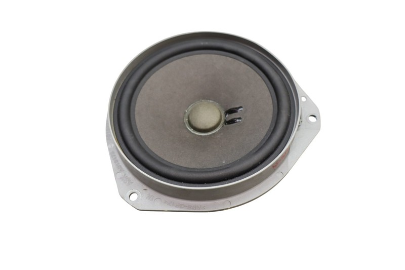 17-23 Alfa Romeo Giulia Stelvi Rear Right Passenger Door Audio Sound Speaker Oem