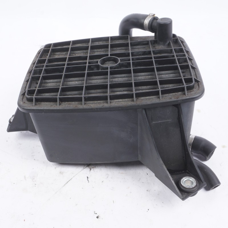 2004 - 2010 Audi A8 Fuel Evaporator Canister 8D0201801F OEM