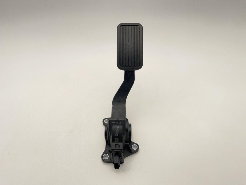 2018-2023 HONDA ODYSSEY GAS PEDAL 59586