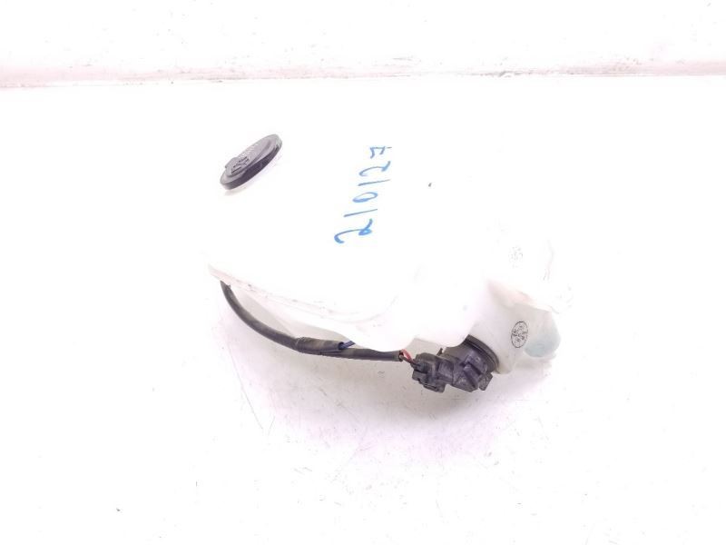 16-18 TOYOTA MIRAI WINDSHIELD WASHER RESERVOIR ASSEMBLY