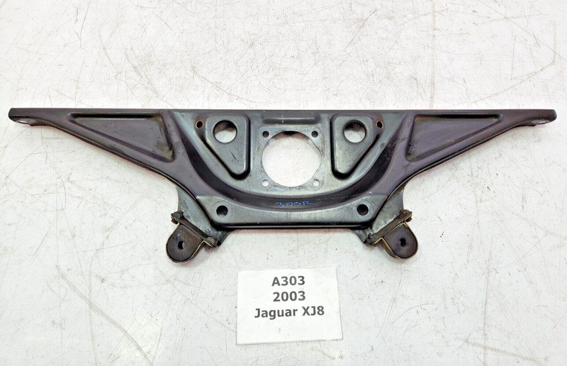 ✅ 1998-2003 OEM Jaguar XJ8 XJR Rear Suspension Subframe Wide Mounting Bracket