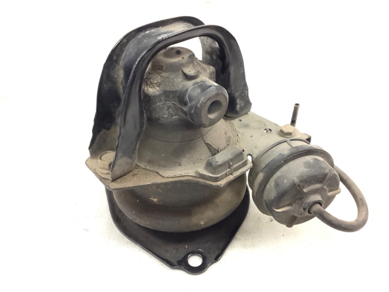 90-97 Accord AT L4 Rear Motor Mounting Rubber Engine Mount Insulator Used OEM