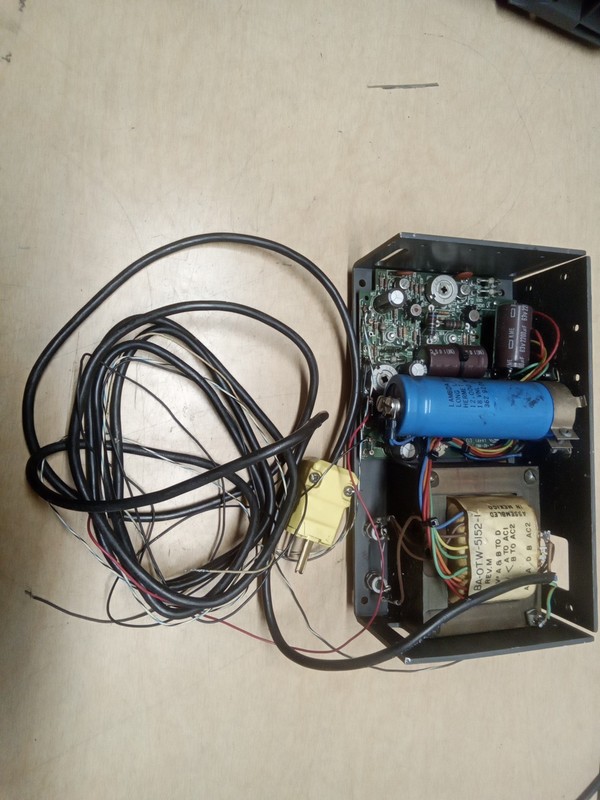 Lambda LOT-W-5152-A Regulated Power Supply 92R041342