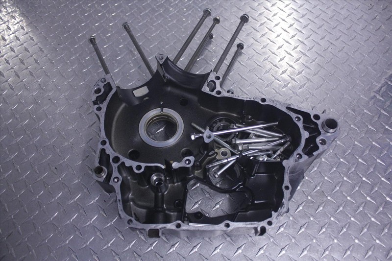 2005 HONDA VT 750 CB ENGINE MOTOR BLOCK CRANK CASING #2 OEM VT750 05
