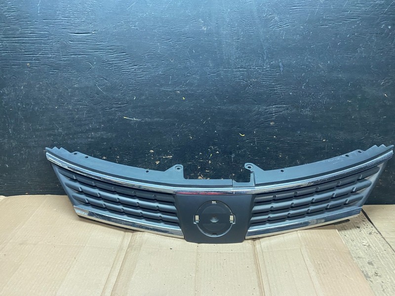 2007 2008 2009 Nissan Versa Sedan Front Upper Grill Grille Oem W4665DG