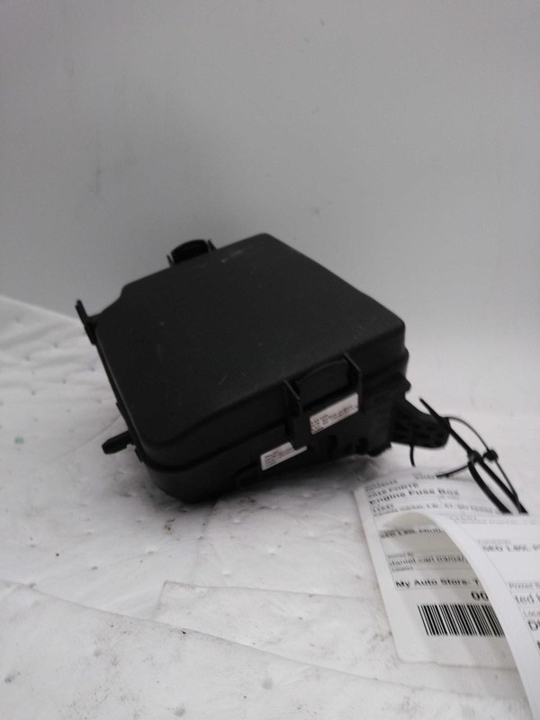 2016 KIA Forte Fuse Box OEM 91205A7160 1.8L Silver 123K Miles SED 1.80L