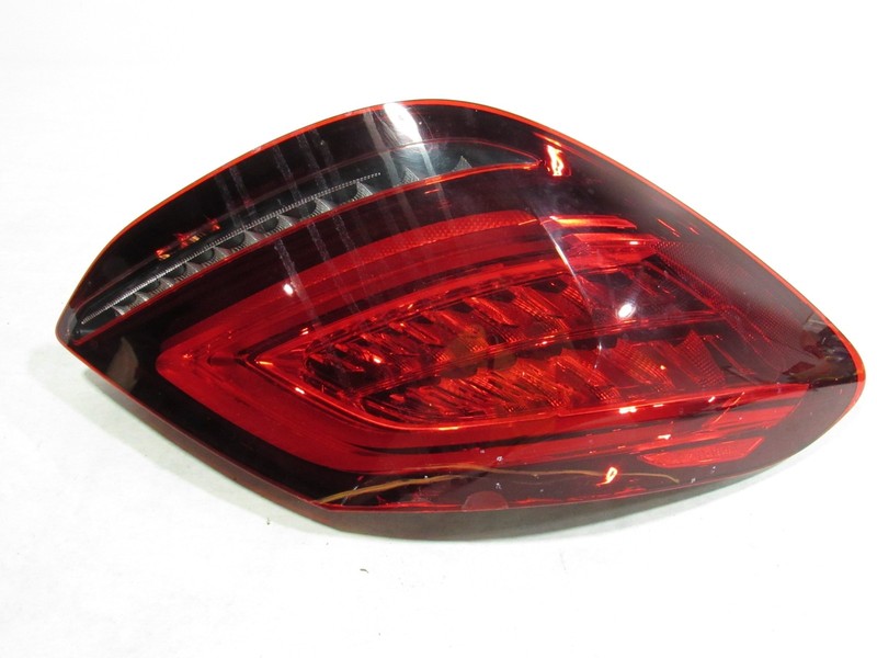 18-21 Mercedes C63 S W205 2020 Rear Left Driver Taillight Light Lamp ;:O