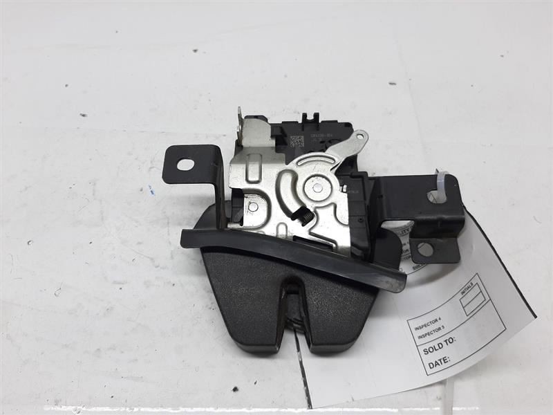 Lower Tail Gate Latch Actuator CPLA442A67BC Range Rover HSE L405