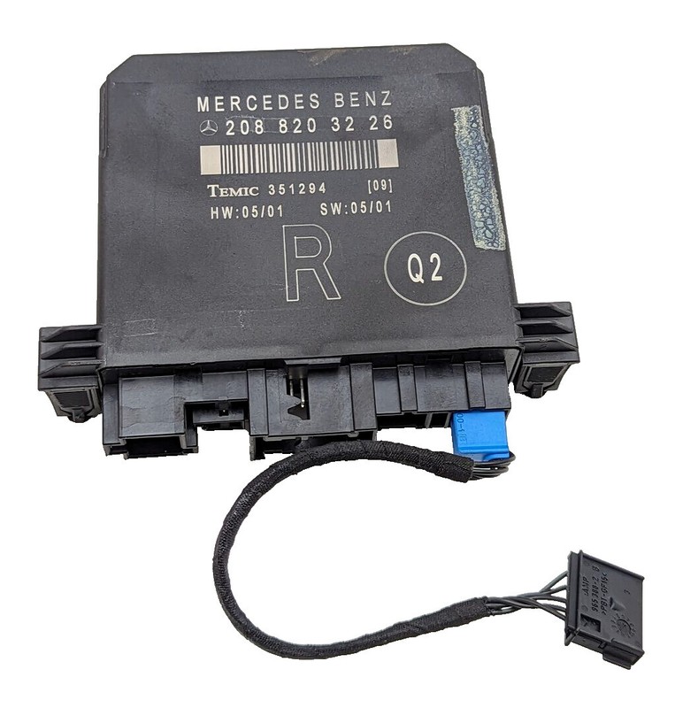 98-03 Mercedes W208 CLK430 CLK320 Door Control Module Front Right 2088203226 OE