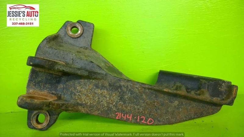 08 09 10 11 F250 SD 6.7L AT DIESEL 4X4 REAR TRACK BAR BRACKET OEM 2144-120