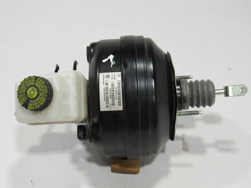 14-20 BMW I8 2015 Power Brake Booster Master Cylinder ;:Y