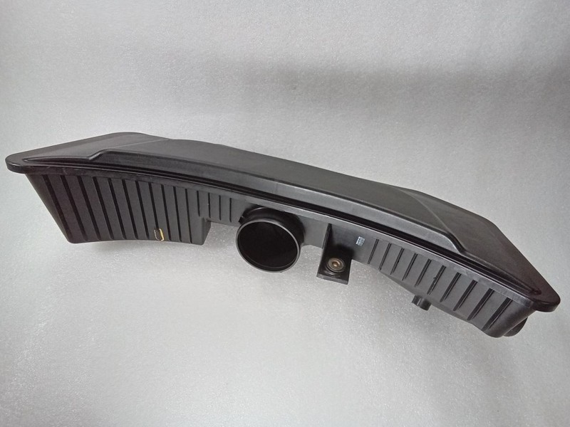 2005-2008 Jeep Grand 5.7L V8 Hemi Air Intake Cleaner Resonator 53013517AD