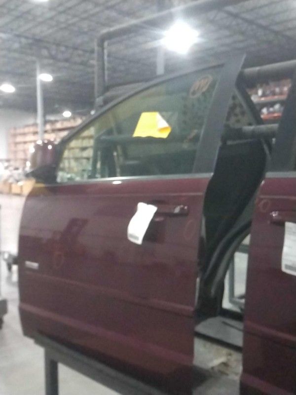 2008 Chrysler Town & Country Left Door Red 38515 Used 4DR Van 185K Miles