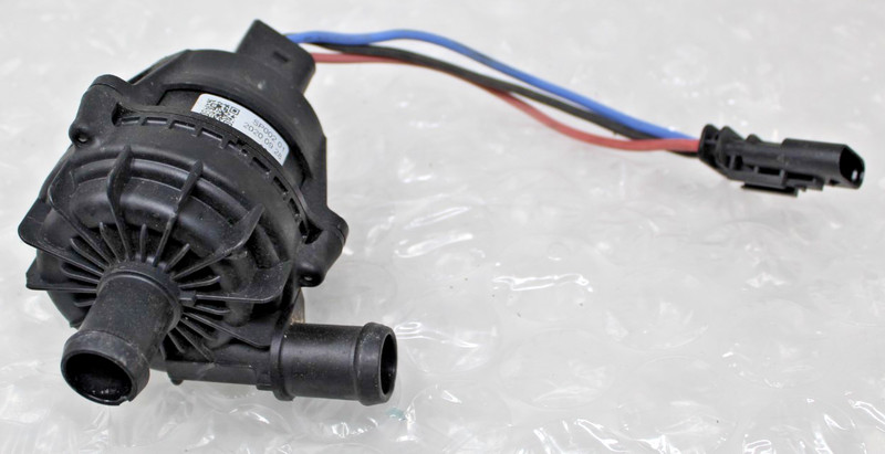 Electric Auxiliary Coolant Pump OEM 2-Port Inline EV Hybrid Water Pump SP002.01