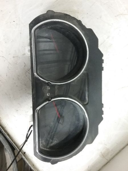 12 VERSA Speedometer Cluster Sedan MPH Sl