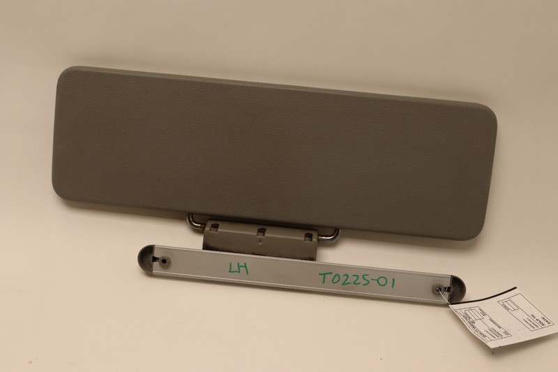 2019-2023 VOLVO VNL 760 860 FRONT LEFT SIDE DOOR SUN VISOR SHADE OEM