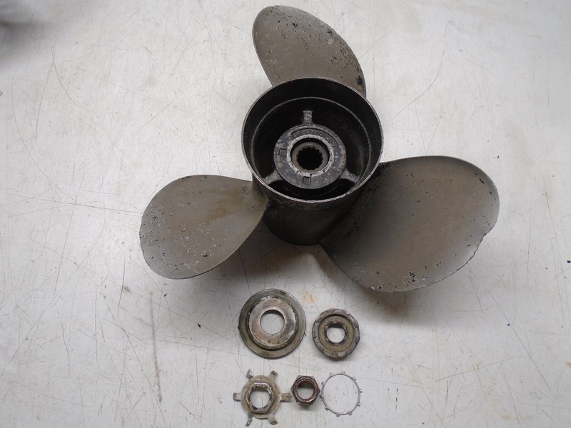 K3 ALUMINUM 14" X 19P MERCURY BLACK MAX PROPELLER PROP 48-78120-19
