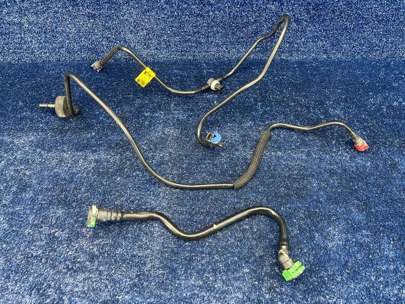 2016-2024 Chevrolet Camaro Fuel / EVAP Vapor Line Hose Assembly SET OEM 13516494