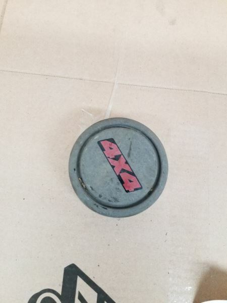 TRACKER 1990 Center Cap Wheel 244408