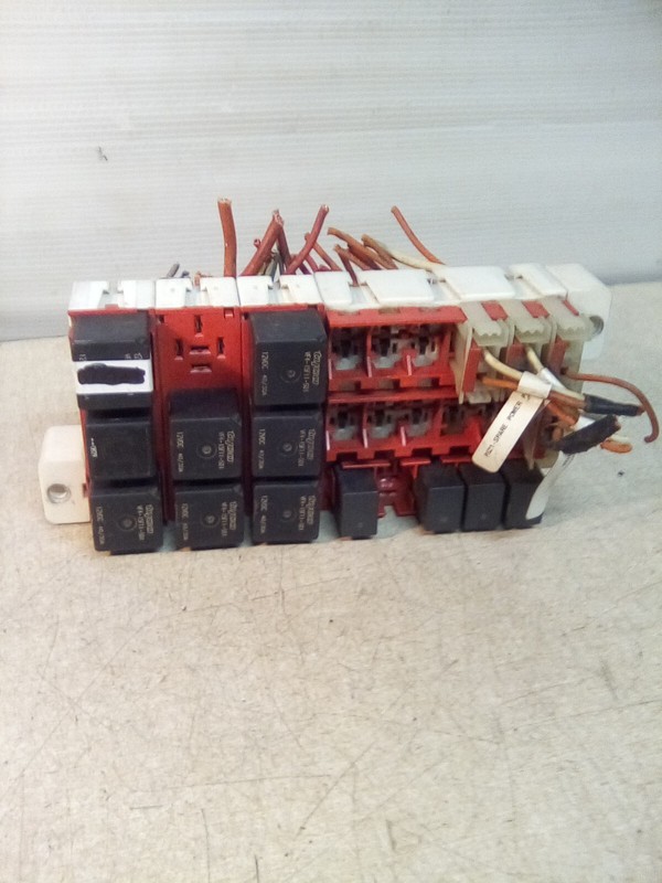 2010 Peterbilt 386 Fuse/Relay Box