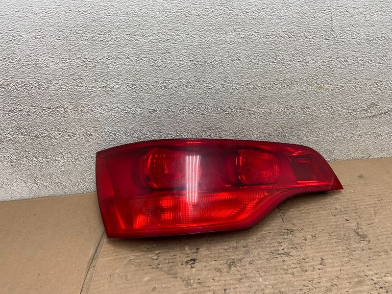 2007 2008 2009 Audi Q7 Left Driver Lh Side Tail Light Oem AA9683 LK