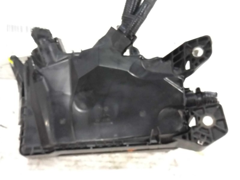 2020 Toyota Corolla OEM Fuse Box 1.8L Silver 78K Miles NJ25-21595-541504