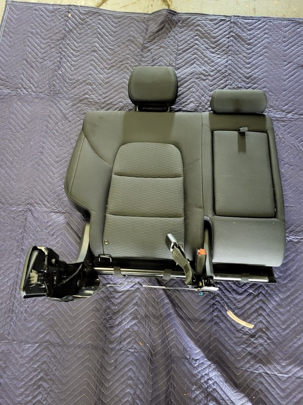 Used Oem Hyundai 2nd Row Right Passenger Rear Seat Upper for 2019-2021 Tucson