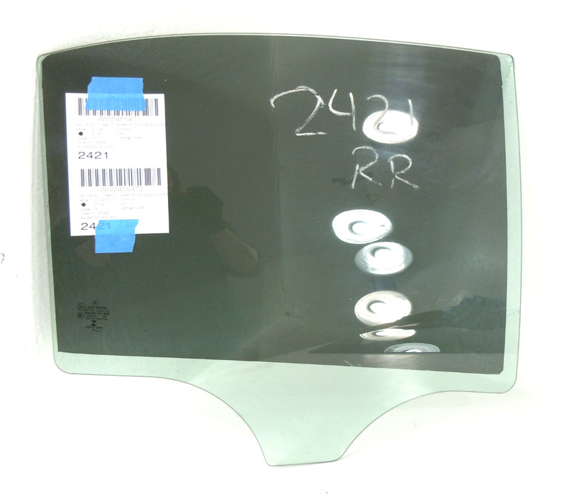 2015-2021 Mercedes-Benz C300 Sedan Rear Door Window Glass Passenger Right OEM