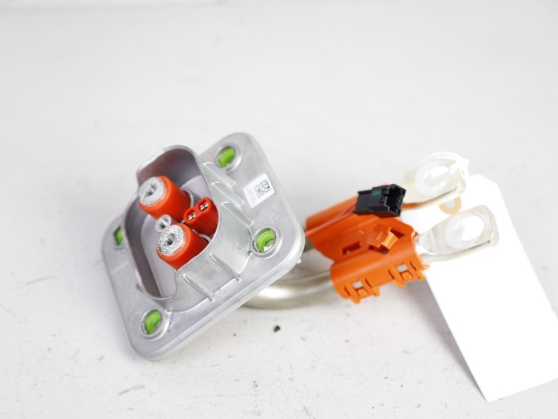 2017-2020 TESLA 3 Y RWD HV BATTERY CHARGING PORT CONNECTOR 1507802-00-B OEM 18K
