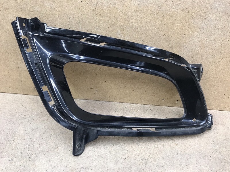 2014 2015 KIA OPTIMA Front Bumper Foglight Bezel Cover Right RH OEM