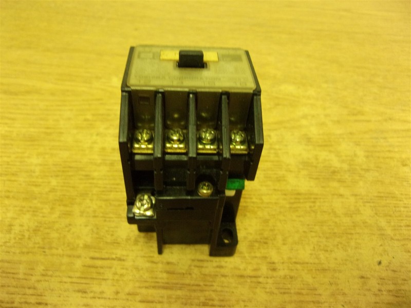 Toshiba NKE-8930 Type C-10F Contactor "F" *FREE SHIPPING*