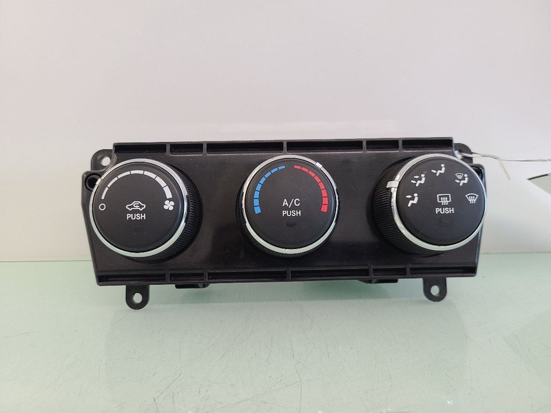 Temperature Control LHD VIN W 6th Digit Jk Body Fits 14-18 WRANGLER 589399