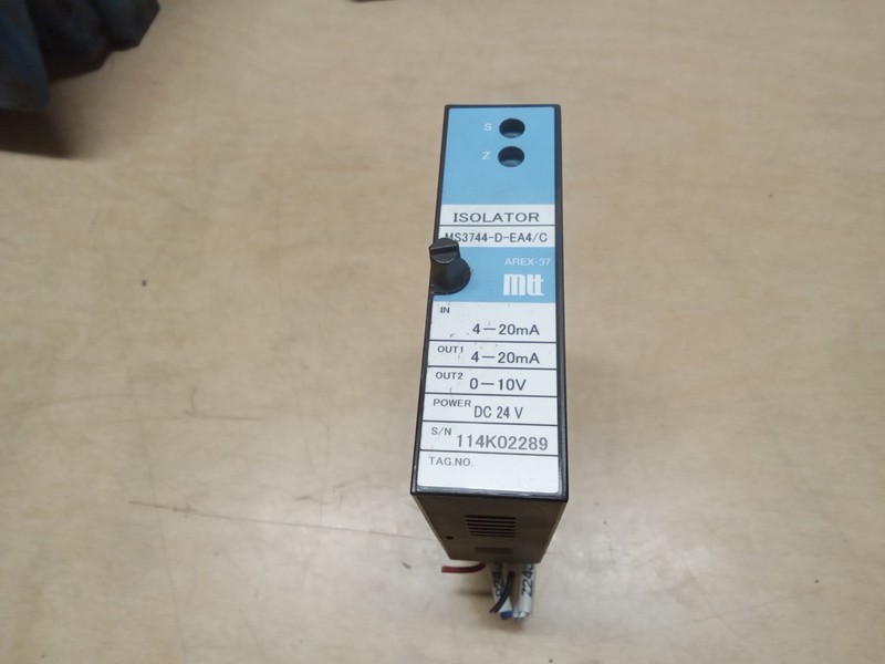 MTT MS3744-D-EA4/C Isolator AREX-37.