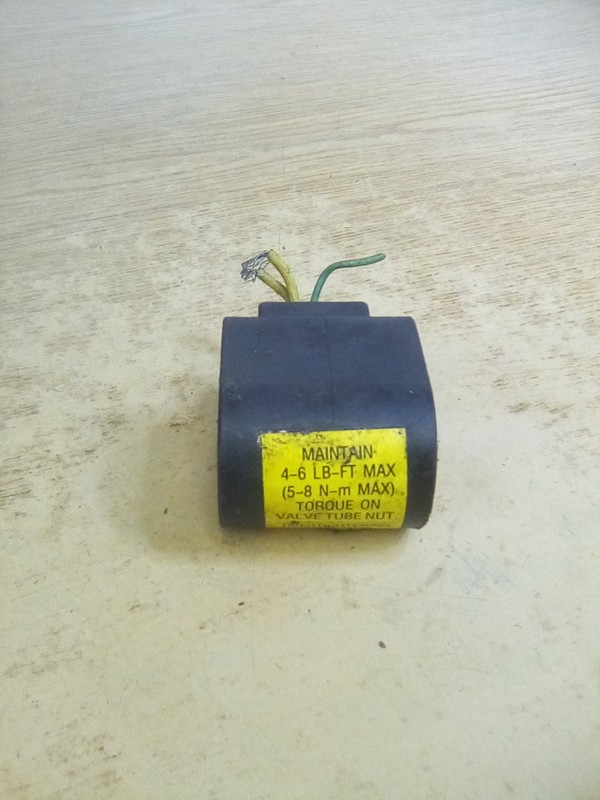 Vickers 30556 Solenoid Coil 115VAC