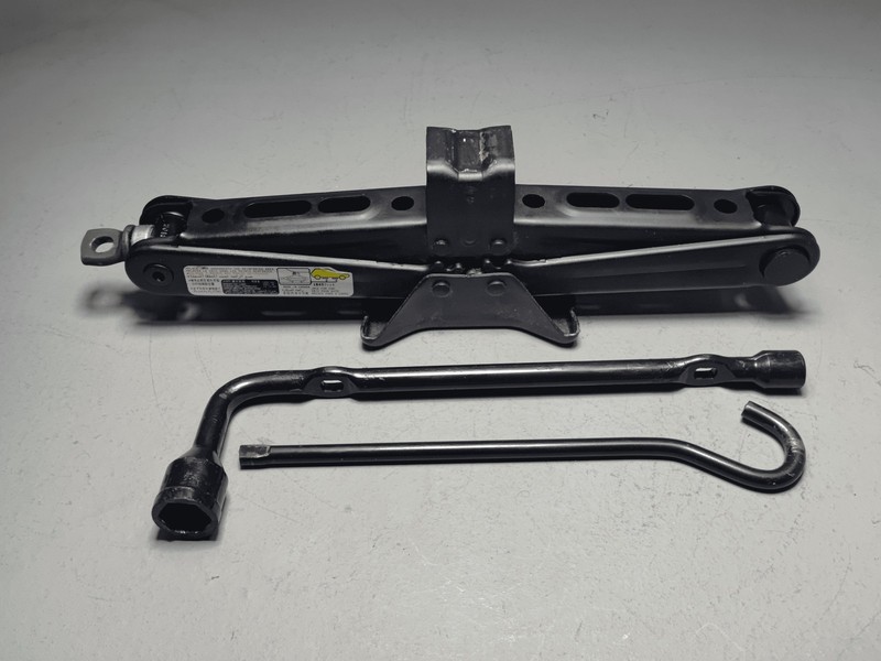 2017-2020 Acura MDX 3.5L Tire Spare Wheel Emergency Kit Assembly OEM