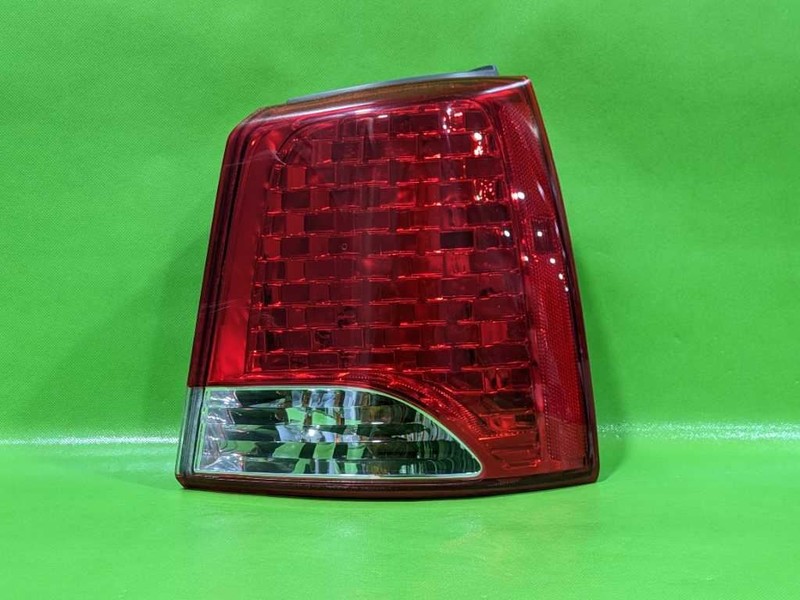 11-13 SORENTO PASSENGER RIGHT QUARTER TAILLIGHT LAMP INCANDESCENT OEM 4493-51