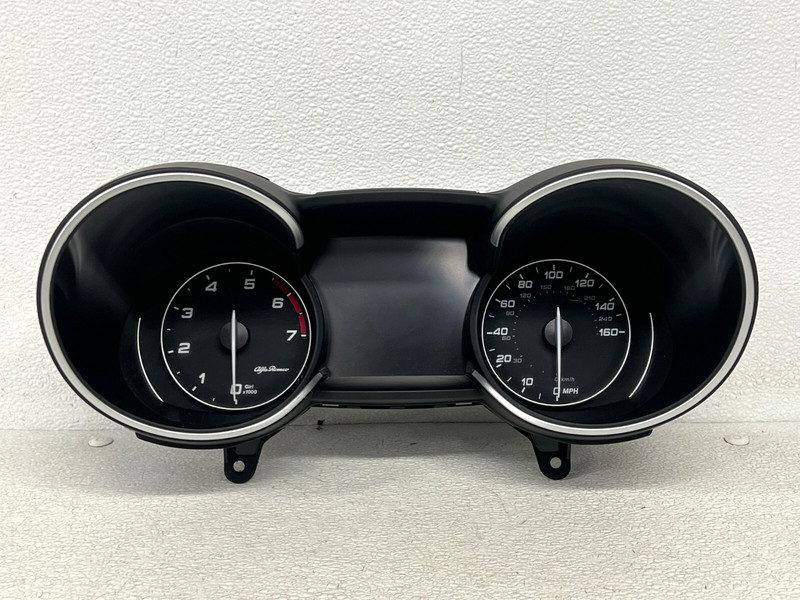 ⭐2018-2023 ALFA ROMEO STELVIO SPEEDOMETER INSTRUMENT CLUSTER GAUGE 42K LOT2587