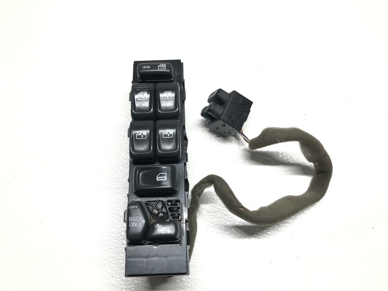 Door Switch Front BUICK RAINIER 04
