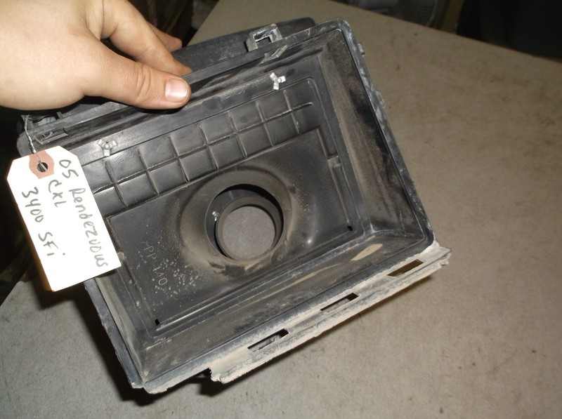 2005 Buick Rendezvous CXL 3400 SFIAir Cleaner Filter Housing *FREE SHIPPING*